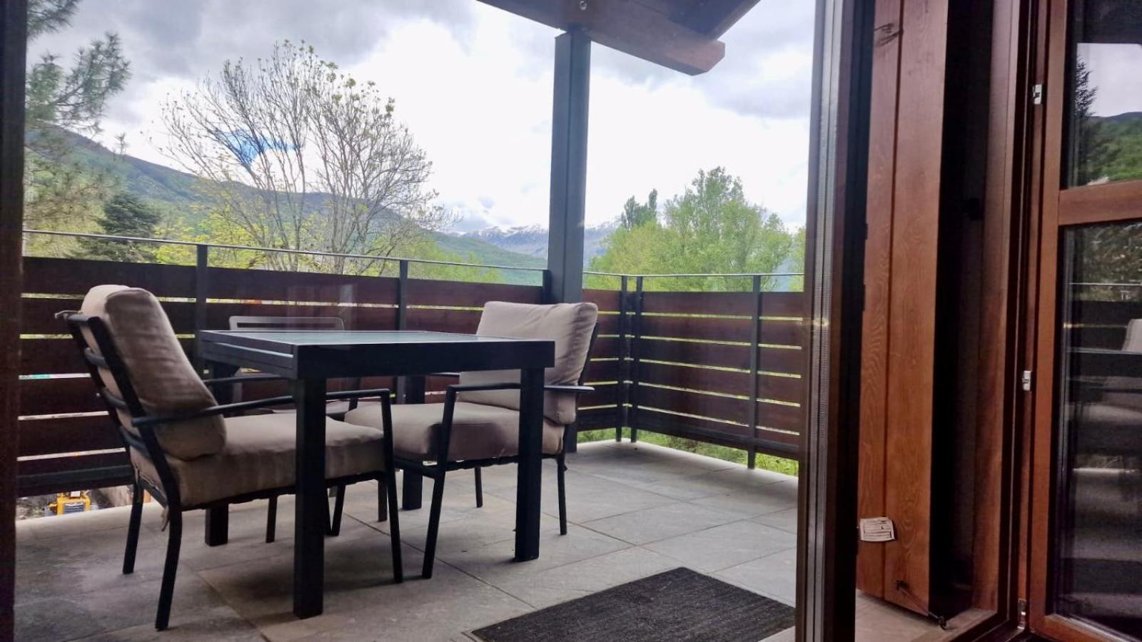 Bpirineos-Sierra De Chia Apartman Benasque Kültér fotó